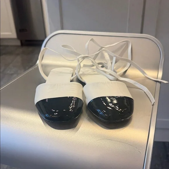 NWT SCHUTZ White and Black Two-Tone lace up Flat Sandals - Picture 2 of 9